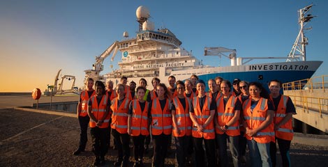 CSIRO research vessel (RV) Investigator and the team that are on their way to the East Antarctic margin.